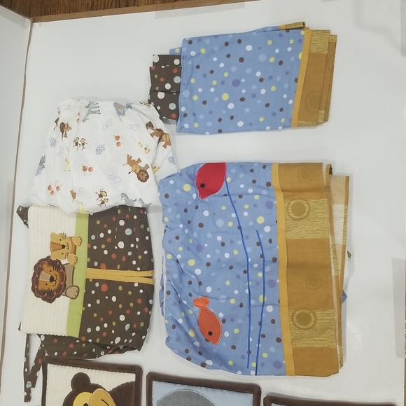 LAMB & IVY S.S. Noah 9 pieces crib set - Picture 7 of 12